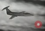 Standbild X-15 erster Motorflug California United States USA, 1959, aus Sekunde 8 historischem Filmmaterial Videoclip 65675021370