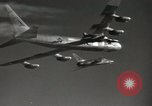 Standbild X-15 erster Motorflug California United States USA, 1959, aus Sekunde 26 historischem Filmmaterial Videoclip 65675021370