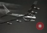 Standbild X-15 erster Motorflug California United States USA, 1959, aus Sekunde 31 historischem Filmmaterial Videoclip 65675021370