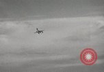 Standbild X-15 erster Motorflug California United States USA, 1959, aus Sekunde 53 historischem Filmmaterial Videoclip 65675021370