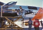 Immagine di X-15 Primo volo California United States USA, 1959, secondo 16 filmato di repertorio 65675021399