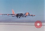 Immagine di X-15 Primo volo California United States USA, 1959, secondo 23 filmato di repertorio 65675021399