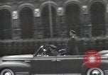 Standbild Moskau Parade feiert 40-jähriges Bestehen der Sowjetunion Moskau Russland Sowjetunion, 1957, aus Sekunde 10 historischem Filmmaterial Videoclip 65675021410