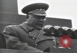 Standbild Moskau Parade feiert 40-jähriges Bestehen der Sowjetunion Moskau Russland Sowjetunion, 1957, aus Sekunde 20 historischem Filmmaterial Videoclip 65675021410