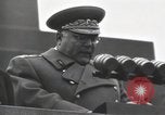 Standbild Moskau Parade feiert 40-jähriges Bestehen der Sowjetunion Moskau Russland Sowjetunion, 1957, aus Sekunde 21 historischem Filmmaterial Videoclip 65675021410