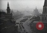 Standbild Moskau Parade feiert 40-jähriges Bestehen der Sowjetunion Moskau Russland Sowjetunion, 1957, aus Sekunde 35 historischem Filmmaterial Videoclip 65675021410