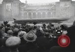 Standbild Moskau Parade feiert 40-jähriges Bestehen der Sowjetunion Moskau Russland Sowjetunion, 1957, aus Sekunde 52 historischem Filmmaterial Videoclip 65675021410