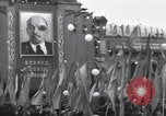 Standbild Moskau Parade feiert 40-jähriges Bestehen der Sowjetunion Moskau Russland Sowjetunion, 1957, aus Sekunde 59 historischem Filmmaterial Videoclip 65675021410