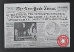 Standbild Feuern von Satelliten New York United States USA, 1958, aus Sekunde 19 historischem Filmmaterial Videoclip 65675021411