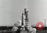 Standbild Atlas 130D Rakete Cape Canaveral Florida USA, 1963, aus Sekunde 8 historischem Filmmaterial Videoclip 65675021467