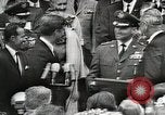 Standbild Weiße Haus Preisverleihung United States USA, 1963, aus Sekunde 47 historischem Filmmaterial Videoclip 65675021469