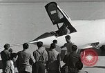 Standbild D-558-2 steigen United States USA, 1948, aus Sekunde 25 historischem Filmmaterial Videoclip 65675021477