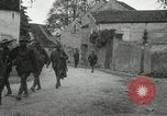 Standbild 4 Infanterie Romney Frankreich, 1918, aus Sekunde 14 historischem Filmmaterial Videoclip 65675021483
