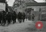 Standbild 4 Infanterie Romney Frankreich, 1918, aus Sekunde 35 historischem Filmmaterial Videoclip 65675021483