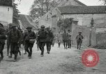 Standbild 4 Infanterie Romney Frankreich, 1918, aus Sekunde 38 historischem Filmmaterial Videoclip 65675021483