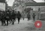 Standbild 4 Infanterie Romney Frankreich, 1918, aus Sekunde 39 historischem Filmmaterial Videoclip 65675021483