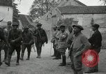 Standbild 4 Infanterie Romney Frankreich, 1918, aus Sekunde 53 historischem Filmmaterial Videoclip 65675021483