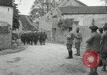 Standbild 4 Infanterie Romney Frankreich, 1918, aus Sekunde 57 historischem Filmmaterial Videoclip 65675021483