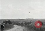 Immagine di Francese di palloncino di osservazione Essises Francia, 1918, secondo 36 filmato di repertorio 65675021484