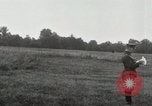 Standbild 26 Division Truppen Frankreich, 1918, aus Sekunde 30 historischem Filmmaterial Videoclip 65675021493
