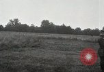 Standbild 26 Division Truppen Frankreich, 1918, aus Sekunde 32 historischem Filmmaterial Videoclip 65675021493