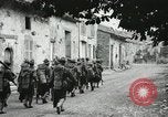 Standbild 5 Marine Regiment Frankreich, 1918, aus Sekunde 31 historischem Filmmaterial Videoclip 65675021494