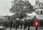 Standbild 5 Marine Regiment Frankreich, 1918, aus Sekunde 57 historischem Filmmaterial Videoclip 65675021494