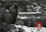Immagine di Trapano a baionetta Francia, 1918, secondo 18 filmato di repertorio 65675021499
