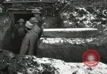 Immagine di Trapano a baionetta Francia, 1918, secondo 29 filmato di repertorio 65675021499