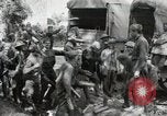 Standbild 9 und 23 Infanterie Regiment Frankreich, 1918, aus Sekunde 26 historischem Filmmaterial Videoclip 65675021507