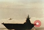 Standbild USS Yorktown Piloten zurück von Marcus Insel Bombardierung Pacific Theater, 1943, aus Sekunde 3 historischem Filmmaterial Videoclip 65675021558