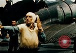 Standbild USS Yorktown Piloten zurück von Marcus Insel Bombardierung Pacific Theater, 1943, aus Sekunde 37 historischem Filmmaterial Videoclip 65675021558