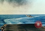 Standbild USS Yorktown Piloten zurück von Marcus Insel Bombardierung Pacific Theater, 1943, aus Sekunde 57 historischem Filmmaterial Videoclip 65675021558