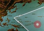 Standbild USS Yorktown CV-10 Schlacht von Kwajalein Zweiten Weltkrieg Kwajalein Insel Inseln Marshall, 1944, aus Sekunde 10 historischem Filmmaterial Videoclip 65675021559