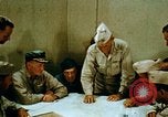 Immagine di USS Yorktown con task group 581 seconda guerra mondiale Truk Isole Caroline, 1944, secondo 5 filmato di repertorio 65675021560