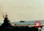 Immagine di USS Yorktown con task group 581 seconda guerra mondiale Truk Isole Caroline, 1944, secondo 33 filmato di repertorio 65675021560