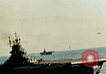 Immagine di USS Yorktown con task group 581 seconda guerra mondiale Truk Isole Caroline, 1944, secondo 34 filmato di repertorio 65675021560