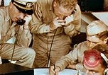 Immagine di USS Yorktown con task group 581 seconda guerra mondiale Truk Isole Caroline, 1944, secondo 50 filmato di repertorio 65675021560