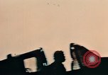 Immagine di Feriti US Navy piloti di atterraggio sulla USS Yorktown seconda guerra mondiale Truk Isole Caroline, 1944, secondo 61 filmato di repertorio 65675021561