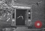 Standbild Gabeln von Cypress Plantation House und Nebengebäude ca 1940 Florence Alabama USA, 1939, aus Sekunde 14 historischem Filmmaterial Videoclip 65675021571