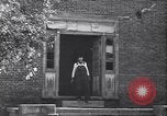 Standbild Gabeln von Cypress Plantation House und Nebengebäude ca 1940 Florence Alabama USA, 1939, aus Sekunde 20 historischem Filmmaterial Videoclip 65675021571
