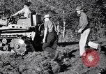Standbild Clearing Bäume für mehr Ackerland United States USA, 1939, aus Sekunde 16 historischem Filmmaterial Videoclip 65675021577