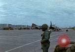 Image Base aérienne des États-Unis Vietnam, 1967, de la seconde 18 séquences d'archives historiques vidéo 65675021586