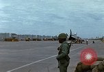 Image Base aérienne des États-Unis Vietnam, 1967, de la seconde 26 séquences d'archives historiques vidéo 65675021586