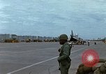 Image Base aérienne des États-Unis Vietnam, 1967, de la seconde 29 séquences d'archives historiques vidéo 65675021586