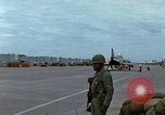 Image Base aérienne des États-Unis Vietnam, 1967, de la seconde 37 séquences d'archives historiques vidéo 65675021586