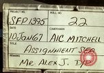 Immagine di Stati Uniti aviatori Saigon Vietnam, 1967, secondo 7 filmato di repertorio 65675021596