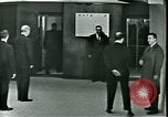 Standbild Premierminister Hayato Ikeda Dulles Virginia USA, 1963, aus Sekunde 9 historischem Filmmaterial Videoclip 65675021645