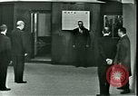 Standbild Premierminister Hayato Ikeda Dulles Virginia USA, 1963, aus Sekunde 11 historischem Filmmaterial Videoclip 65675021645