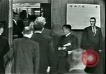 Standbild Premierminister Hayato Ikeda Dulles Virginia USA, 1963, aus Sekunde 28 historischem Filmmaterial Videoclip 65675021645